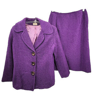Vintage 70s Clelia Purple Boucle Wood Button Jacket Midi Straight Skirt Set Suit